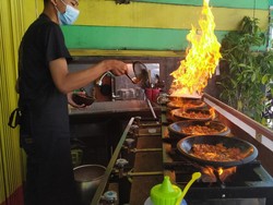 Sensasi Pedas Gurih Sambal Bakar Gami Idamanmu di Blitar, Yuk Coba!