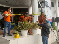 Usai Dibakar Suami yang Curigai Istri Selingkuh, Kantor Bappeda Riau Normal Lagi