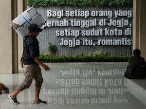 PKL Malioboro Mulai Pindah PKL Malioboro Mulai Pindah