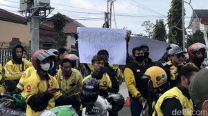 Ratusan Driver Ojol Geruduk Balai Kota Sukabumi, Ada Apa?