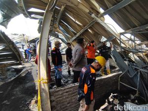 Saksi Mata Cerita Detik-detik Kebakaran Relokasi Pasar Johar Semarang Saksi Mata Cerita Detik-detik Kebakaran Relokasi Pasar Johar Semarang