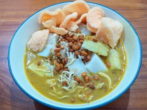3 Resep Lontong Sayur Khas Jawa yang Gurih Berempah 3 Resep Lontong Sayur Khas Jawa yang Gurih Berempah