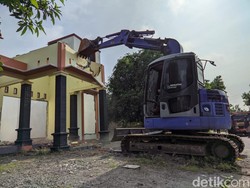 Mantan Pasutri Ini Sepakat Bongkar Rumah Rp 300 Juta Usai 2 Tahun Berseteru