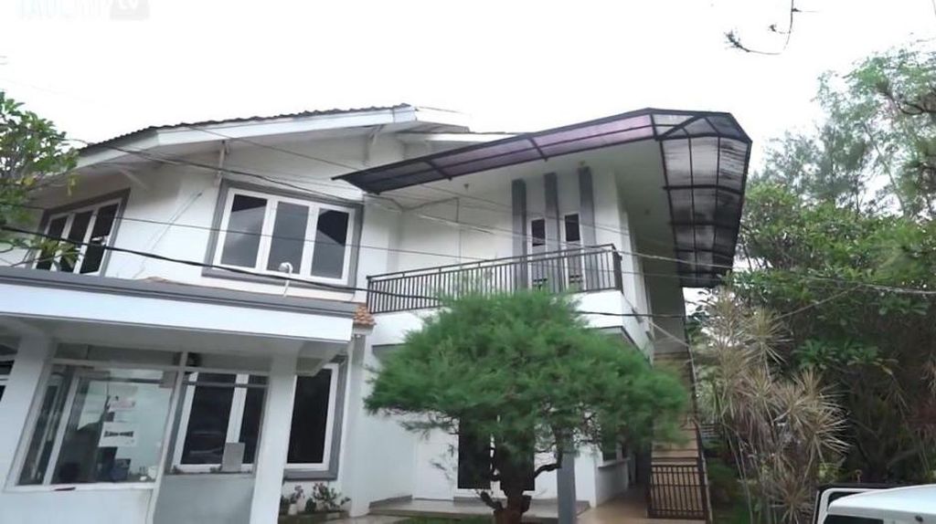 8 Potret Mewahnya Rumah Kak Seto, Ada Taman Bermain Pribadi yang Luas 8 Potret Mewahnya Rumah Kak Seto, Ada Taman Bermain Pribadi yang Luas