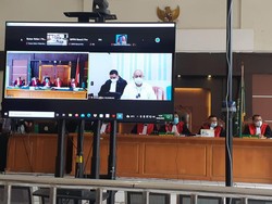 Awali Sidang Kasus Masjid Sriwijaya, Hakim Ultimatum Alex Noerdin-Jaksa