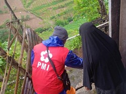 Jalur Wisata Dieng Kebanjiran, 1 Rumah Terancam Longsoran