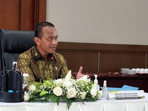 Bahlil: Sampai Ayam Tumbuh Gigi RI Nggak Punya Smelter Jika Pembiayaan Sulit