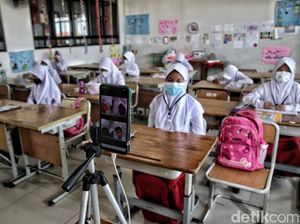 Jakarta PPKM Level 2, PTM Terbatas 50% Masih Berlaku Jakarta PPKM Level 2, PTM Terbatas 50% Masih Berlaku