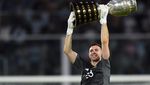 Emiliano Martinez, Jimatnya Argentina!