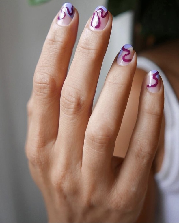 Foto: instagram.com/aliciatnails Swirl nail art/