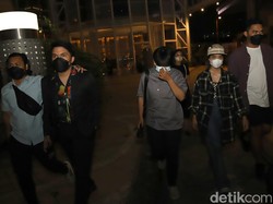 Tegas! Thariq Halilintar Sebut Tak Ada Campur Tangan Keluarga Putus dengan Fuji