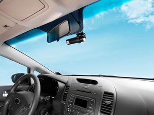 Cegah Penipuan Modus Tabrak Lari, Ini Tips Memilih Dashcam Mobil