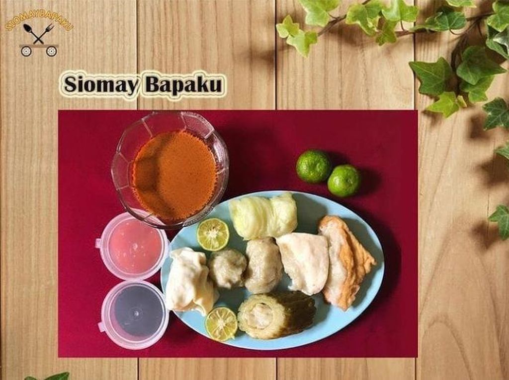 Hadir Sejak 90-an, Bisnis Siomay Ini Kini Jualan Online Saat Pandemi Hadir Sejak 90-an, Bisnis Siomay Ini Kini Jualan Online Saat Pandemi