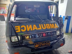 Ambulans Setukpa Polri Tabrak Truk di Sukabumi