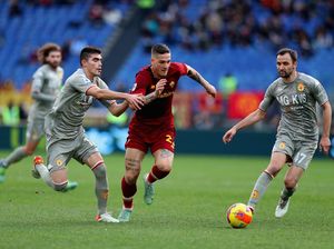 Drama Gol Dianulir, Roma Vs Genoa Selesai 0-0 Drama Gol Dianulir, Roma Vs Genoa Selesai 0-0
