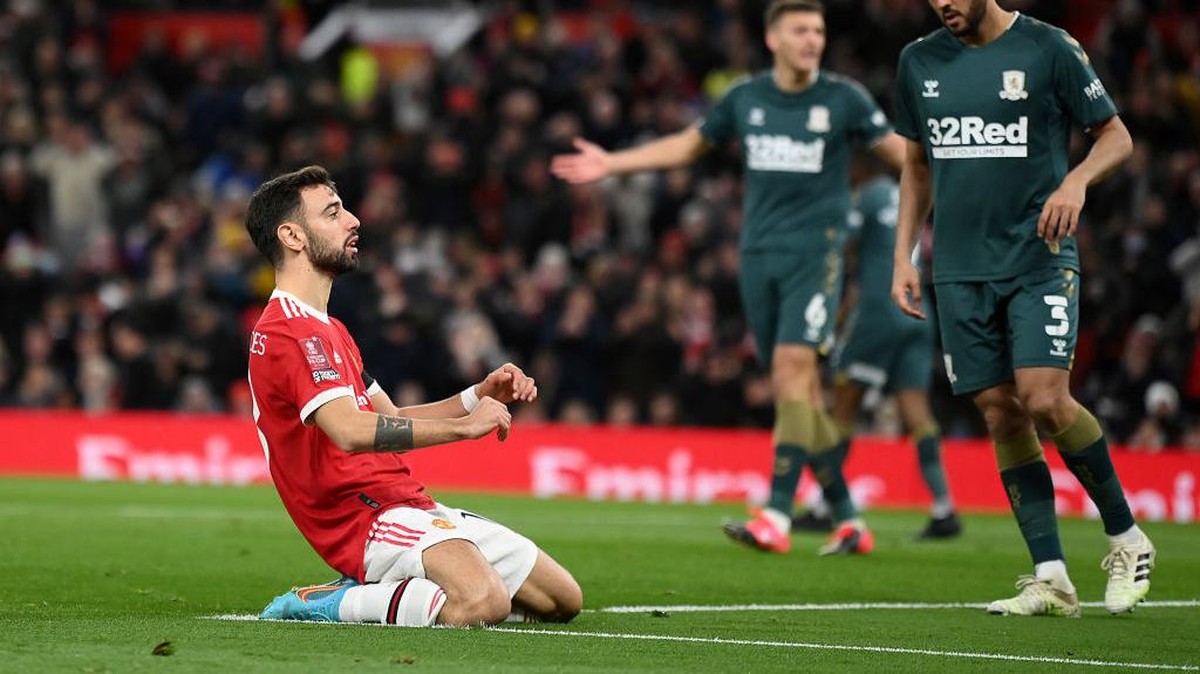 Ralf Rangnick harap-harap cemas Jadon Sancho dan Bruno Fernandes fit lawan Burnley (Foto: (Getty Images/Clive Mason)
