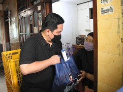 Lewat Program TokTok Warga, Erick Thohir Bantu Modal-Lunasi Utang