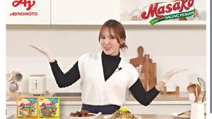 Kreatifnya Netizen, Idol Kpop Jadi Model Iklan Lokal