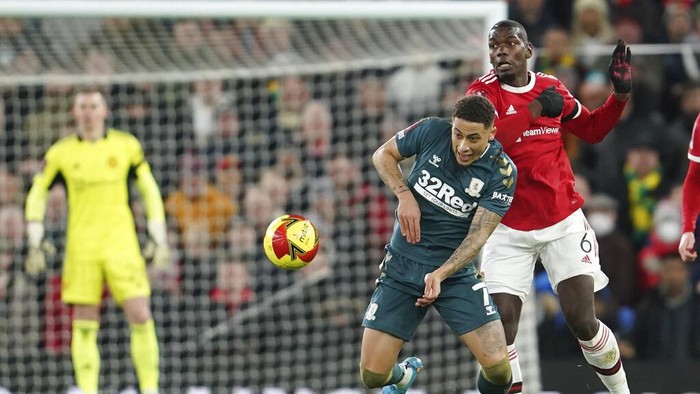 Manchester United Tersingkir dari Piala FA Manchester United disingkirkan Middlesbrough di babak keempat Piala FA. MU kalah adu penalti 7-8 dari Middlesbrough usai berimbang 1-1 selama 120 menit.