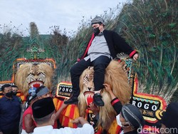 Sambangi Ponorogo, Erick Thohir Terpesona dengan Reog