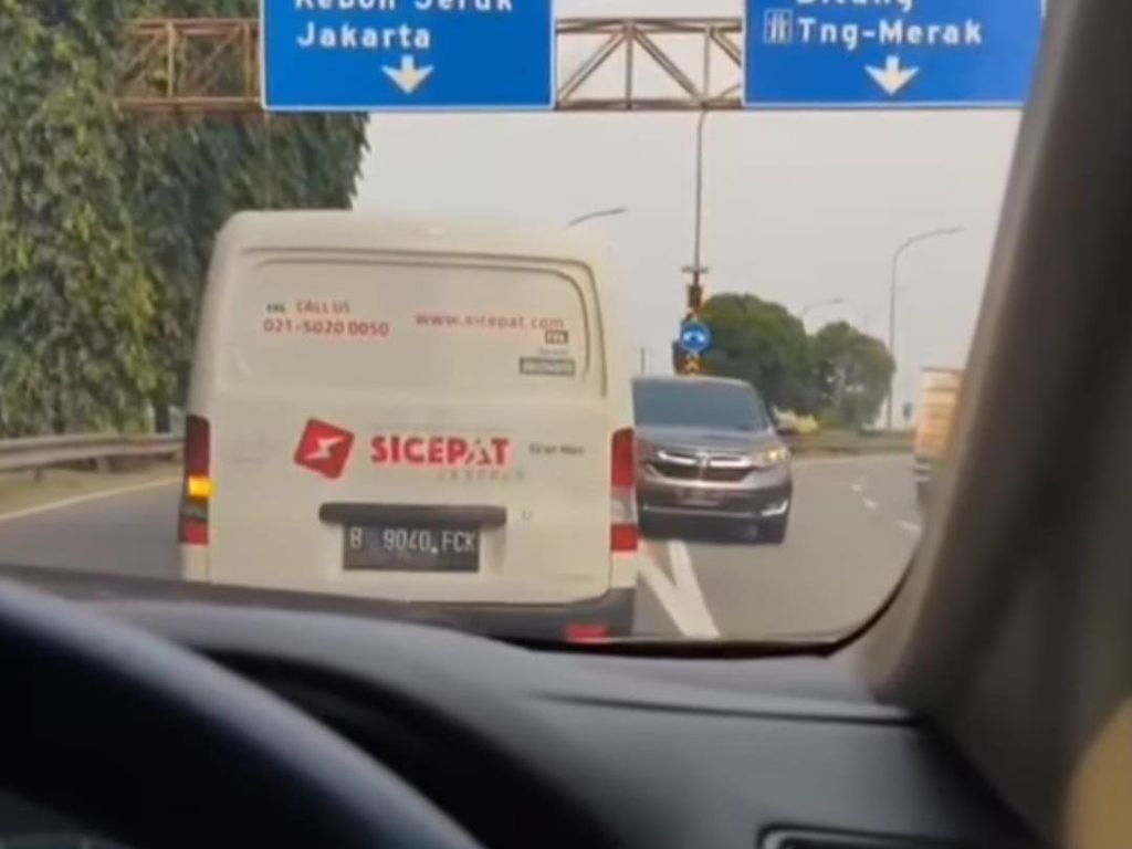 Polisi Lacak Nopol Mobil Lawan Arah di Exit Tol Cikokol Tangerang