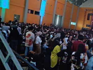 Konser di Makassar Dibubarkan, 22 Penonton Positif Corona Hasil Antigen Konser di Makassar Dibubarkan, 22 Penonton Positif Corona Hasil Antigen