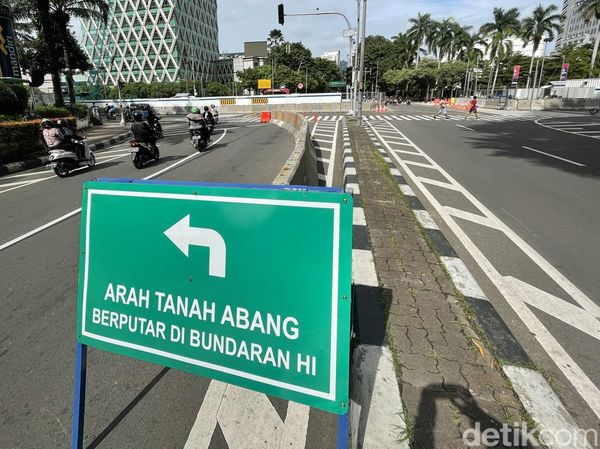 Ada One Way, Begini Suasana Lalu Lintas di Simpang Thamrin-Kebon Sirih