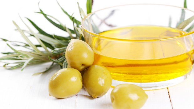 Alternatif minyak goreng yang cocok buat masakan/freepik/racool_studio Minyak zaitun sebagai alternatif minyak goreng untuk masakan.