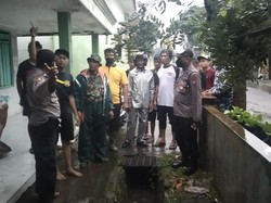Balita Asal Kediri Tewas Terperosok dan Terseret Arus Selokan Saat Hujan