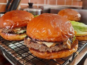 Menu Western Rumahan Ini Bisa Jadi Ide Hampers untuk Kerabat-Keluarga