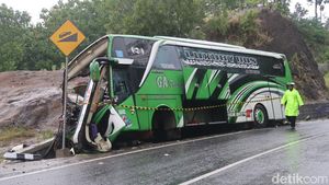 Bus Pariwisata Tabrak Tebing di Bantul, Renggut 13 Nyawa
