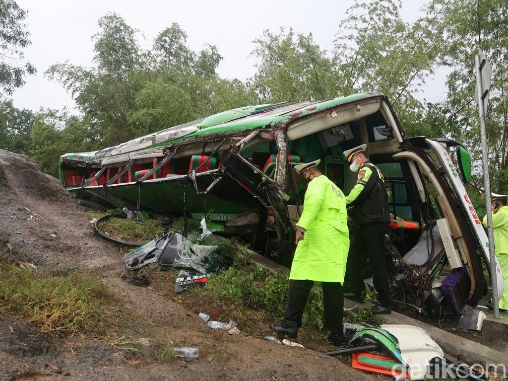 Duh! Kecelakaan Bus/Truk Akan Terus Terjadi di Indonesia, Ini Masalahnya