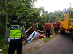 Detik-detik Kereta Kelinci Nyungsep Tewaskan Nenek dan Cucu di Madiun