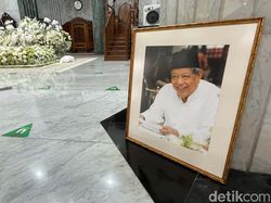 Kabar Duka di Februari 2022, Mertua Sandiaga Uno Meninggal Dunia