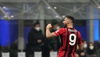Giroud pun menandai Derby Milan pertamanya dengan mantap.