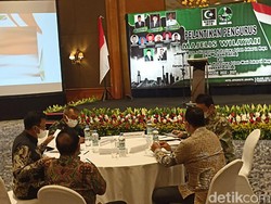 Anies-Riza Hadiri Pelantikan Pengurus KAHMI Jaya Periode 2022-2027