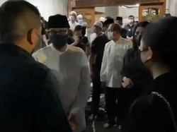 Jenazah Mertua Sandiaga Datang, Wamenparekraf Angela dan Keluarga Melayat