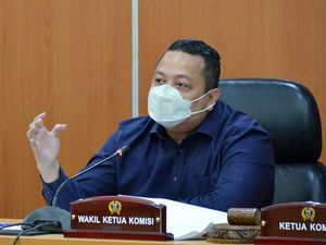 Legislator DKI Minta Pemprov Cabut Izin Truk Sedot WC Bandel Buang Tinja Legislator DKI Minta Pemprov Cabut Izin Truk Sedot WC Bandel Buang Tinja