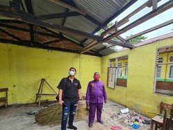 Tega Nian Maling di Riau Bikin Atap Sekolah Raib