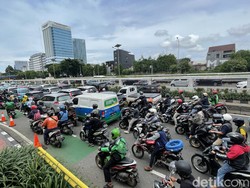 Dalam Setahun, Warga Jakarta Habiskan 5 Hari dan 3 Jam Terjebak Macet!