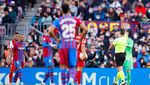 Dani Alves, From Hero to Zero: Assist, Gol, Kartu Merah