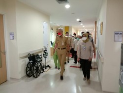 Ganjar Ungkap Terima Ribuan Pesan WA Usai Jatuh Saat Gowes