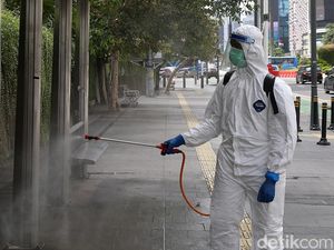 Data Corona RI: Kasus Positif Tembus 2 Ribuan 6 Hari Terakhir Data Corona RI: Kasus Positif Tembus 2 Ribuan 6 Hari Terakhir