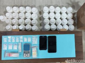 Seorang Kurir Sabu dan Pil Koplo Diringkus di Surabaya