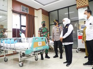 Khofifah Pastikan Tempat Isoter COVID-19 di Surabaya Raya Memadai