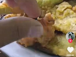 Kreatif! Orang Ini Eksperimen Bikin Cabe dan Bawang Putih Goreng Tepung