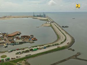 Tol Makassar New Port Telan Investasi Rp 705 M, Ditarget Beroperasi Juni 2023 Tol Makassar New Port Telan Investasi Rp 705 M, Ditarget Beroperasi Juni 2023