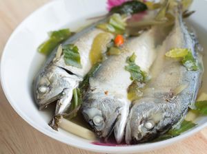 Resep Ikan Kembung Kukus Pedas Asam yang Sederhana dan Gampang Dibuat Resep Ikan Kembung Kukus Pedas Asam yang Sederhana dan Gampang Dibuat