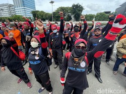 Awas Macet! Ribuan Buruh Kepung Kantor Menaker-BPJS TK Hari Ini