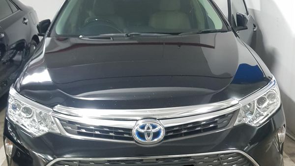 Penampakan Mobil Camry Hybrid Pelat RFS yang Dilelang Rp 100 Jutaan